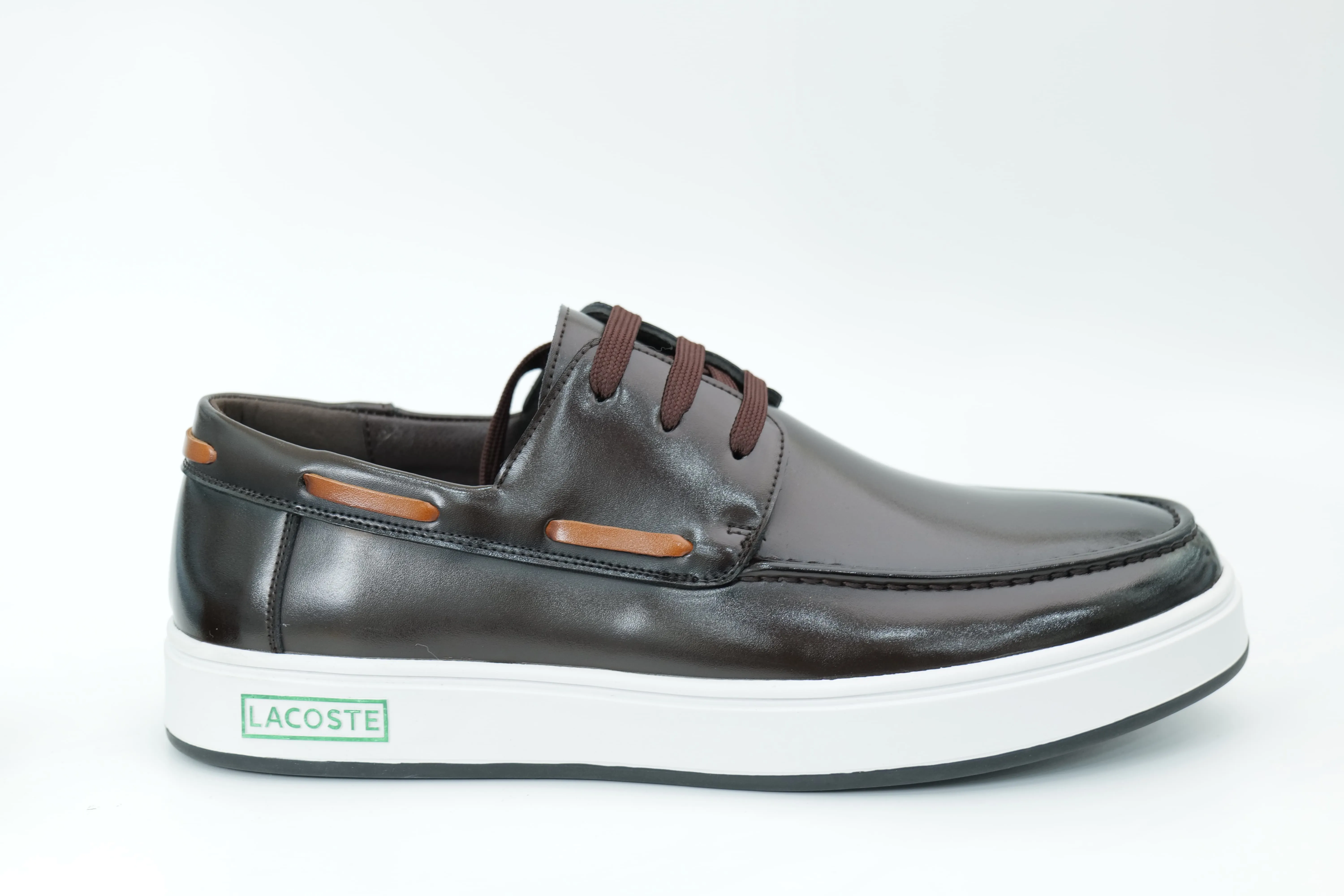 Casual sneakers