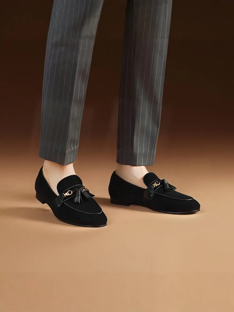 Imported suede matte leather, youth fringed loafers, European and American style catwalk models, one-pedal yuppie shoes for men