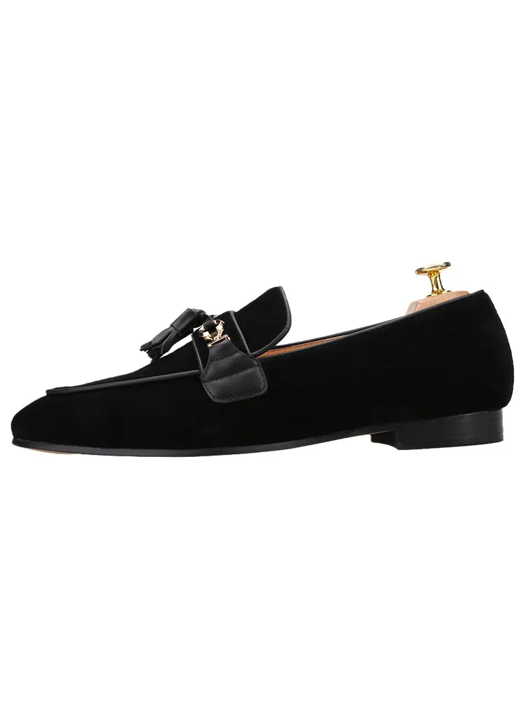 Imported suede matte leather, youth fringed loafers, European and American style catwalk models, one-pedal yuppie shoes for men