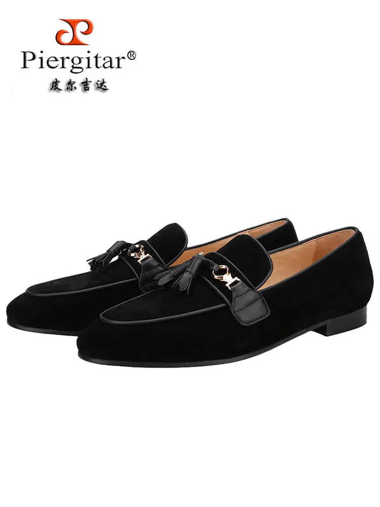 Imported suede matte leather, youth fringed loafers, European and American style catwalk models, one-pedal yuppie shoes for men