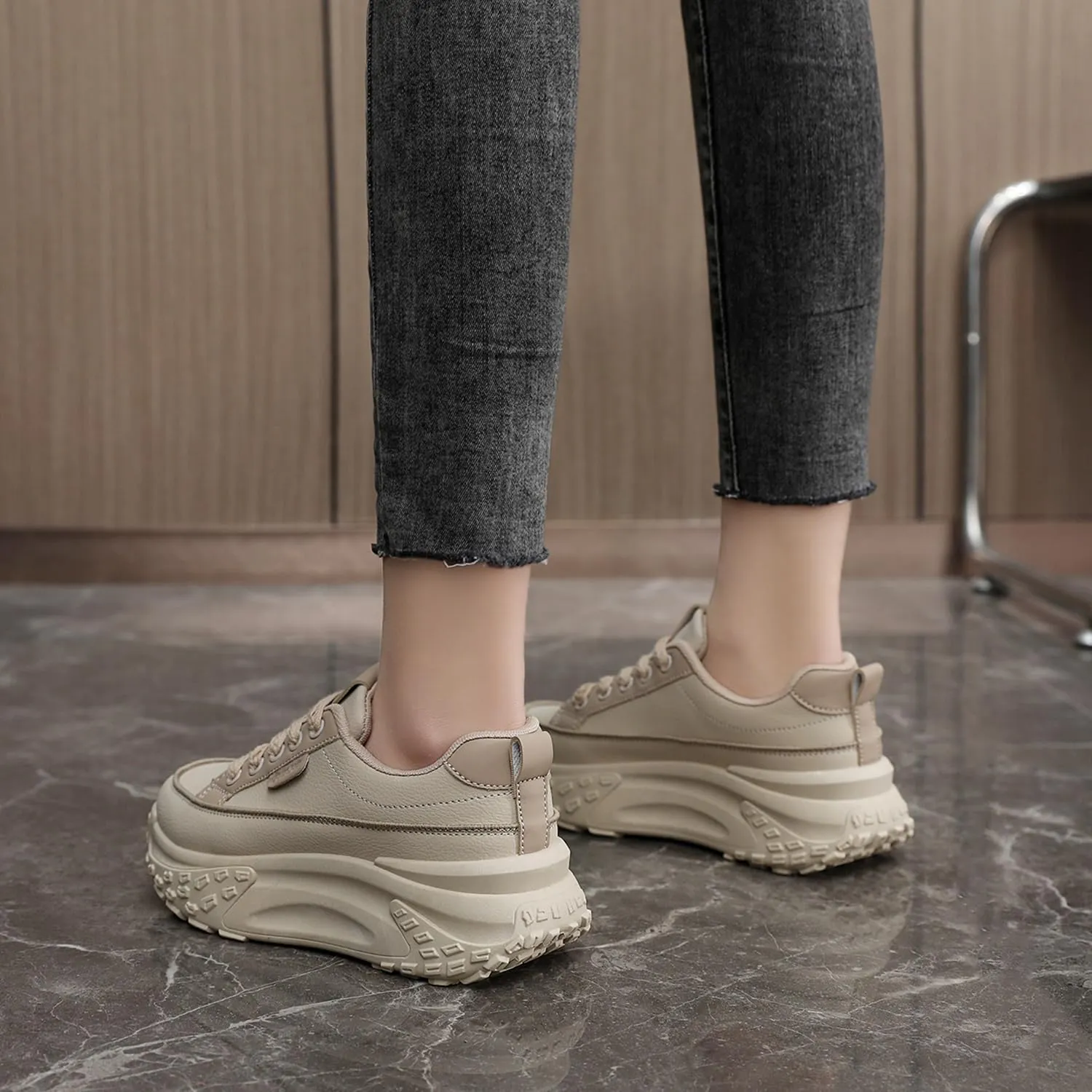 Women's Retro Platform Sneakers Lace-up Casual Walking Shoes Lightweight Athletic Shoes